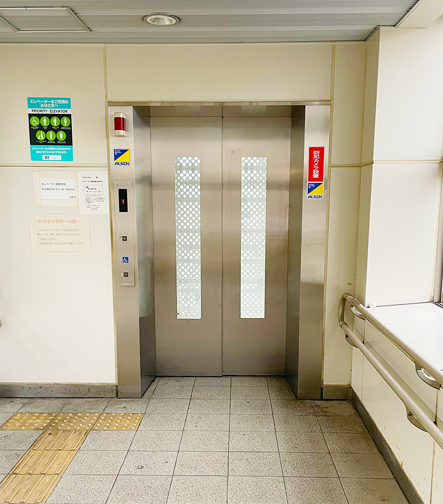 エレベーターでのアクセス方法4